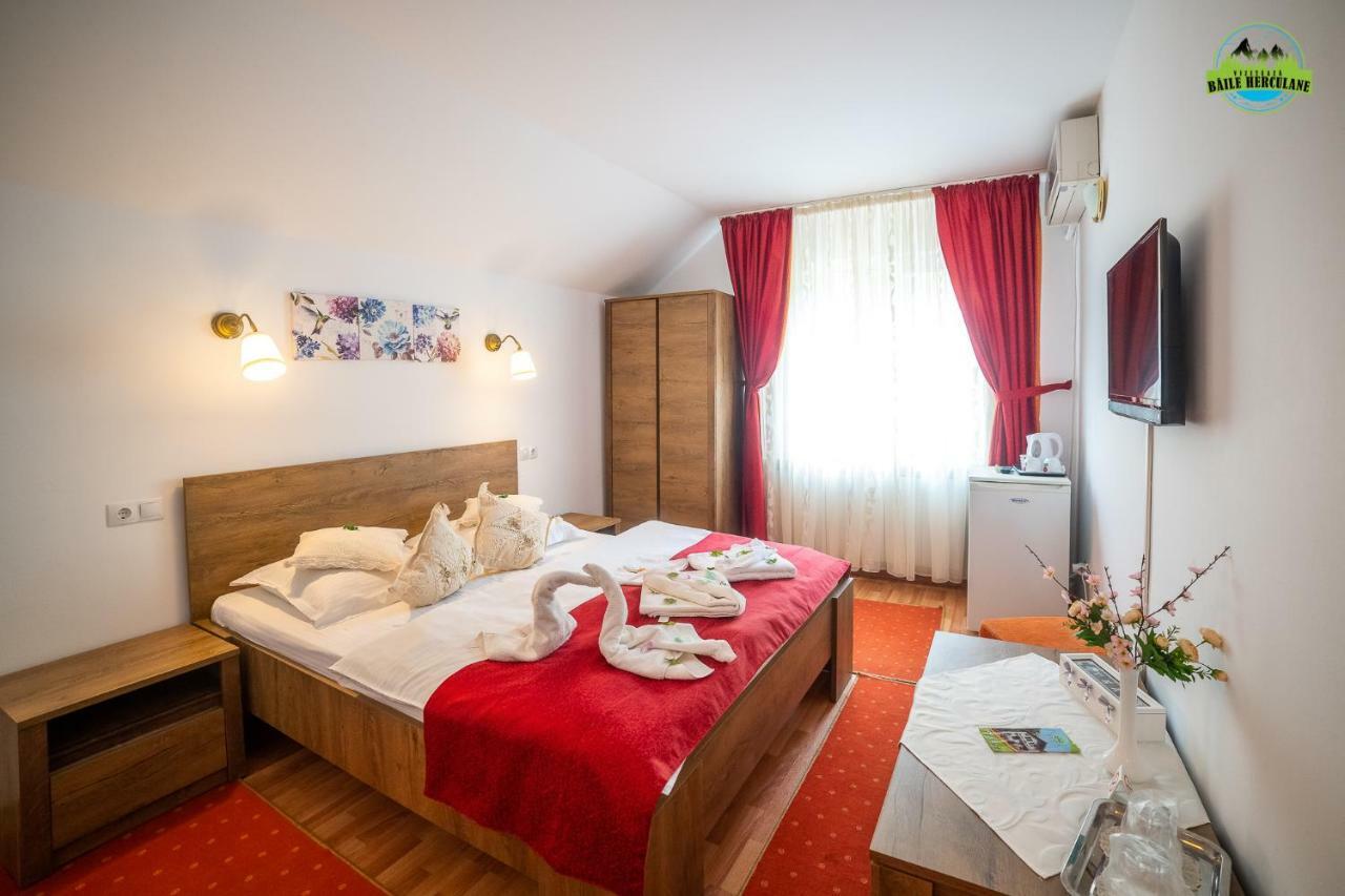 Pension Eden Беїле-Херкулане Екстер'єр фото
